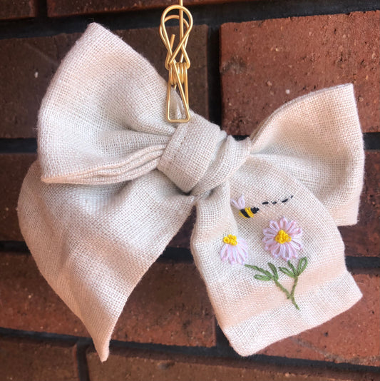 Daisy Bow
